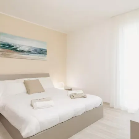 Apartment - Elegante Con Piscina